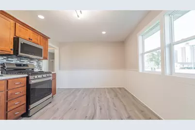 205 E Grove Street, Wheatfield, IN 46392 - Photo 15