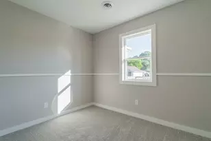 205 E Grove St, Wheatfield, IN 46392 - Photo 27