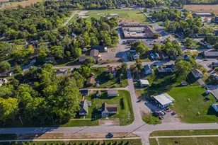 205 E Grove St, Wheatfield, IN 46392 - Photo 47