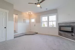 205 E Grove St, Wheatfield, IN 46392 - Photo 7
