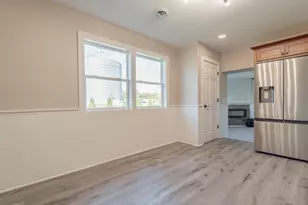 205 E Grove St, Wheatfield, IN 46392 - Photo 17
