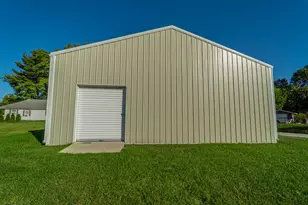 205 E Grove St, Wheatfield, IN 46392 - Photo 3