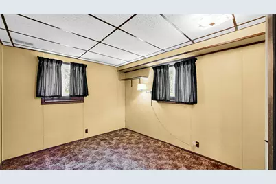 488 E 830 N, Valparaiso, IN 46383 - Photo 19