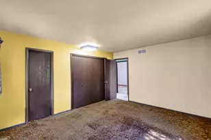 488 E 830 N, Valparaiso, IN 46383 - Photo 13