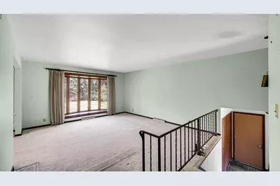 488 E 830 N, Valparaiso, IN 46383 - Photo 5
