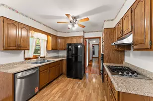 174 Longwood Dr, La Porte, IN 46350 - Photo 9