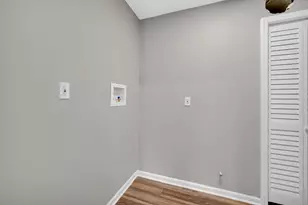 7412 Montana Ave, Hammond, IN 46323 - Photo 17