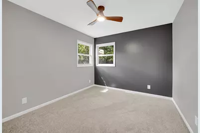 7412 Montana Avenue, Hammond, IN 46323 - Photo 15