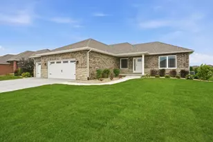 9377 W 106th Pl, Saint John, IN 46373 - Photo 1