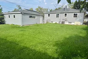 8144 Grace Pl, Highland, IN 46322 - Photo 39