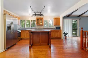 2075 Hidden Valley Dr, Crown Point, IN 46307 - Photo 11