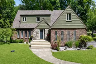 806 W 126th Ct, Crown Point, IN 46307 - Photo 1