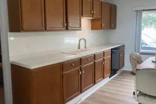 7707 Lake Shore Dr, Cedar Lake, IN 46303 - Photo 5