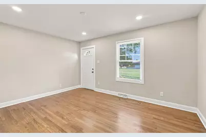 321 W 57th Avenue, Merrillville, IN 46410 - Photo 3