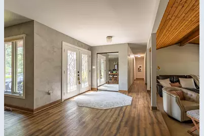 85 Tanglewood Trail, Valparaiso, IN 46385 - Photo 7