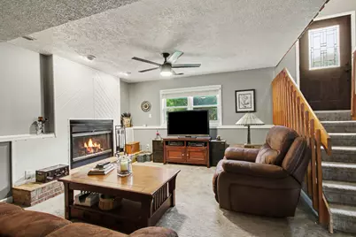 6515 Lakewood Avenue, Portage, IN 46368 - Photo 17