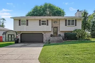 6515 Lakewood Ave, Portage, IN 46368 - Photo 1
