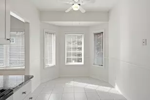 10513 Ontario Dr, Winfield, IN 46307 - Photo 11