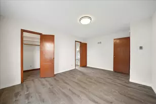 142 S Indiana Ave, Crown Point, IN 46307 - Photo 17