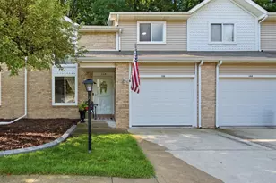 138 Indian Ridge Cir, Michigan City, IN 46360 - Photo 1