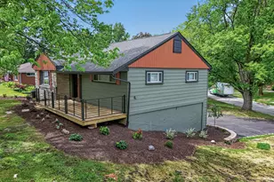 1404 Forest Park Ave, Valparaiso, IN 46385 - Photo 5