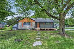 1404 Forest Park Ave, Valparaiso, IN 46385 - Photo 7