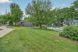 1404 Forest Park Ave, Valparaiso, IN 46385 - Photo 39