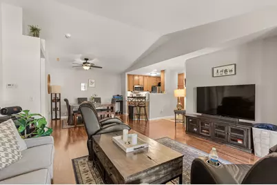 9841 Wildwood Court #2a, Highland, IN 46322 - Photo 5