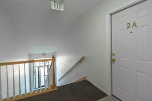 9841 Wildwood Ct, Highland, IN 46322 - Photo 3