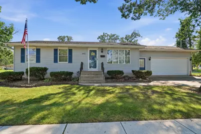 446 N Glenwood Drive, Griffith, IN 46319 - Photo 1