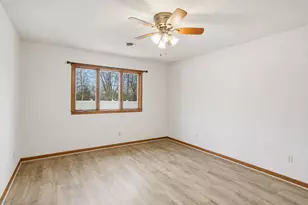 2308 Barbara Jean Dr, Schererville, IN 46375 - Photo 9