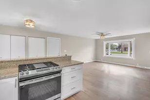 502 Silhavy Rd, Valparaiso, IN 46383 - Photo 9