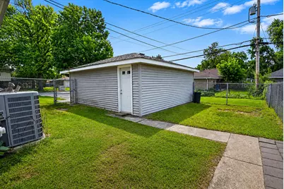 8904 Parrish Avenue, Highland, IN 46322 - Photo 19
