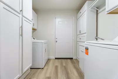 3107 W 79th Place, Merrillville, IN 46410 - Photo 21