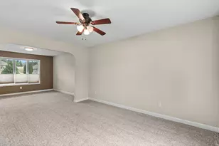 9395 Beall St, Dyer, IN 46311 - Photo 7