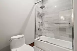 525 N 500 E, Valparaiso, IN 46383 - Photo 65
