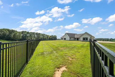 525 N 500 E, Valparaiso, IN 46383 - Photo 151