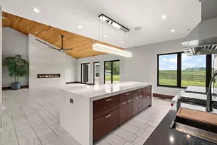 525 N 500 E, Valparaiso, IN 46383 - Photo 25