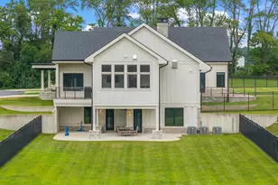525 N 500 E, Valparaiso, IN 46383 - Photo 135
