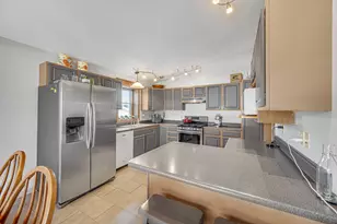 2993 Angelina St, Portage, IN 46368 - Photo 11