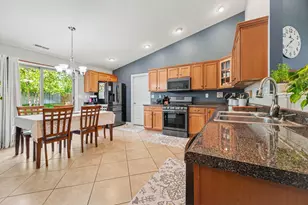 9962 Hart St, Saint John, IN 46373 - Photo 5