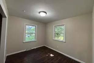 236 S 150 E, Valparaiso, IN 46383 - Photo 15