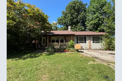 236 S 150 E, Valparaiso, IN 46383 - Photo 1
