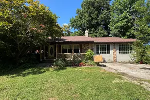 236 S 150 E, Valparaiso, IN 46383 - Photo 1
