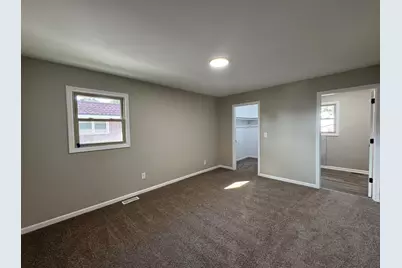 1049 Heather Lane, Munster, IN 46321 - Photo 13