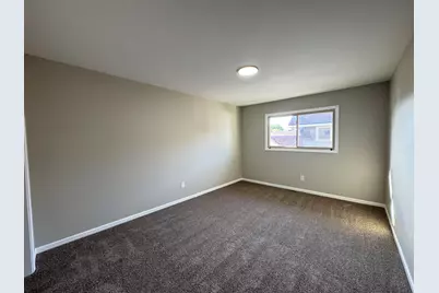 1049 Heather Lane, Munster, IN 46321 - Photo 17