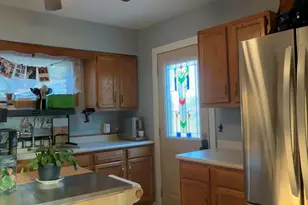 3609 St Joseph Pl, Hobart, IN 46342 - Photo 7