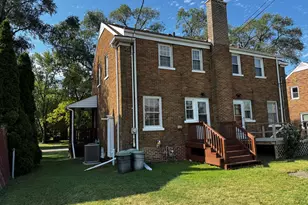 223 Adelaide Pl, Munster, IN 46321 - Photo 3