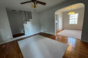 223 Adelaide Pl, Munster, IN 46321 - Photo 5