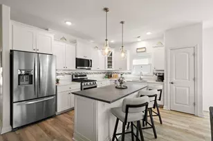 472 Cypress Ln, Chesterton, IN 46304 - Photo 9